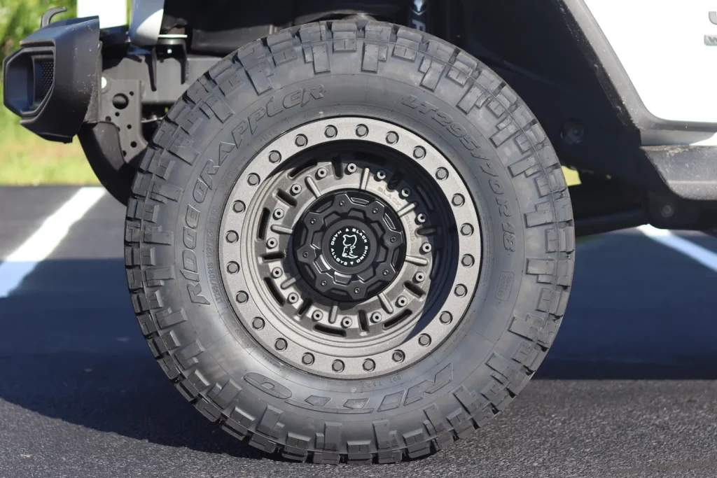 Jeep Nitto Ridge Grappler