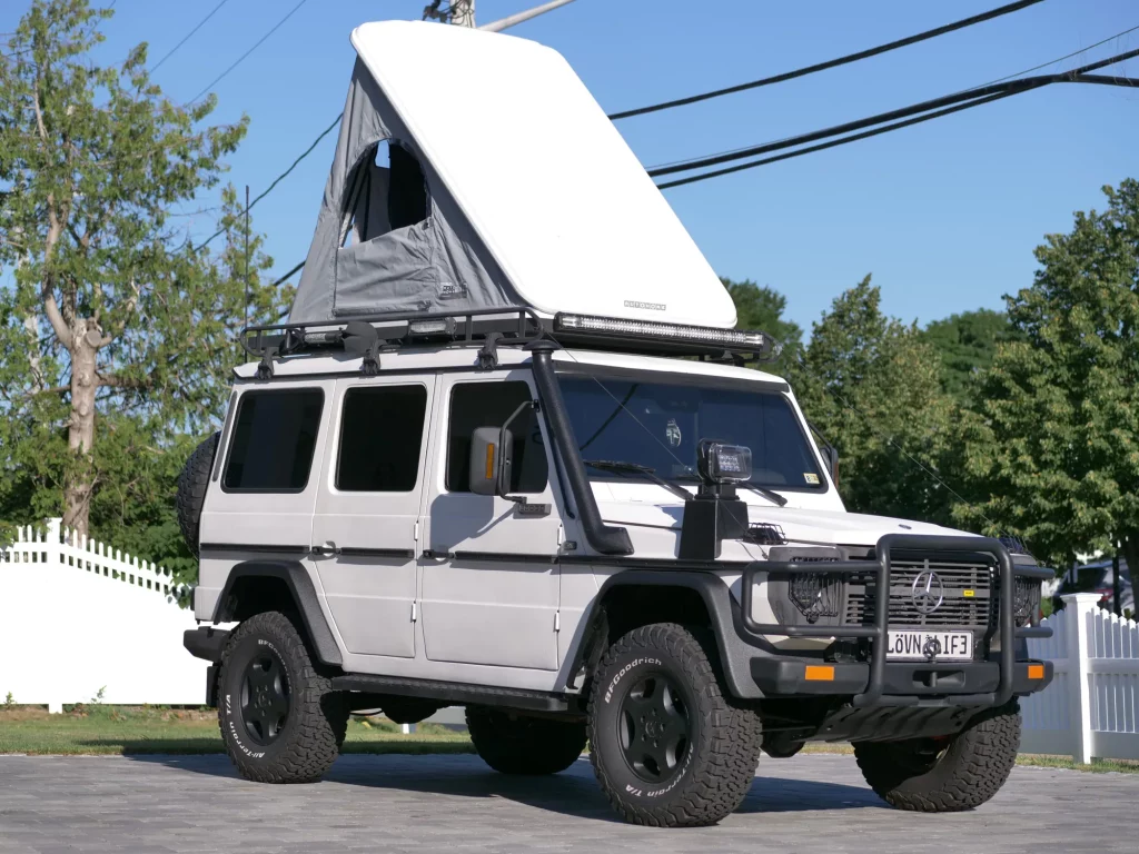 1980 Mercedes G-Wagon Tent Up