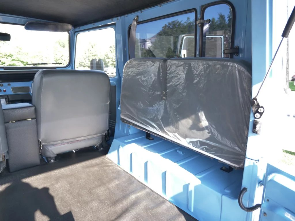 1981 Toyota FJ40 Interior