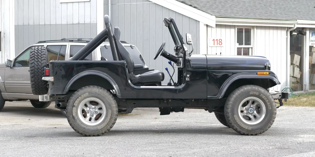 Jeep CJ7 Side Before