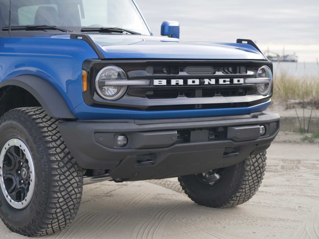 Blue-Bronco-10