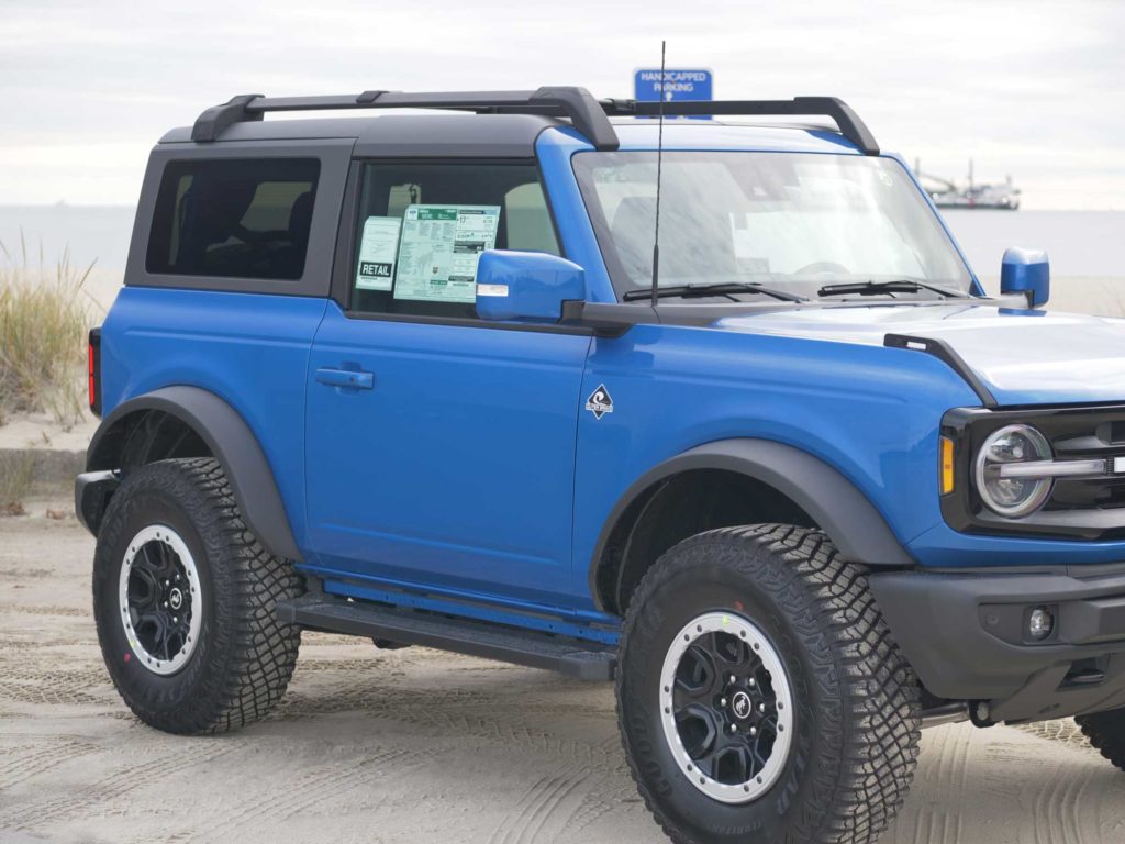 Blue-Bronco-9