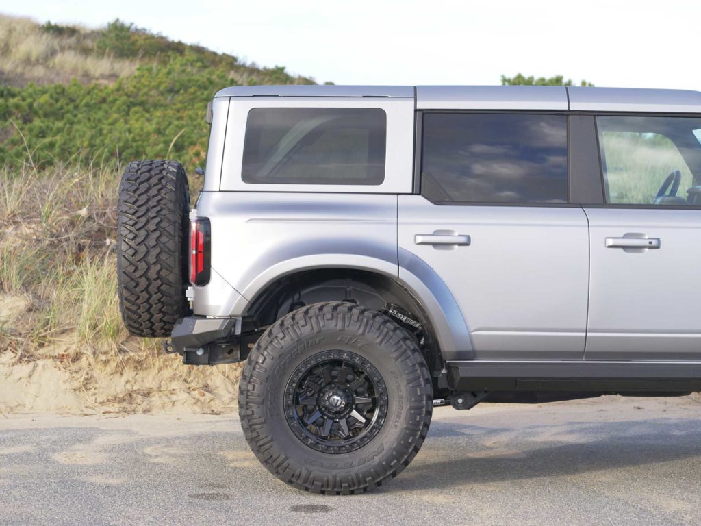 Matte Silver Bronco 15