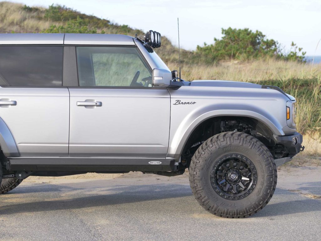 Matte Silver Bronco 16