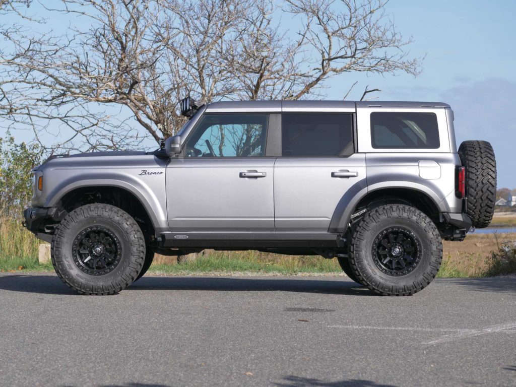 Matte Silver Bronco 17