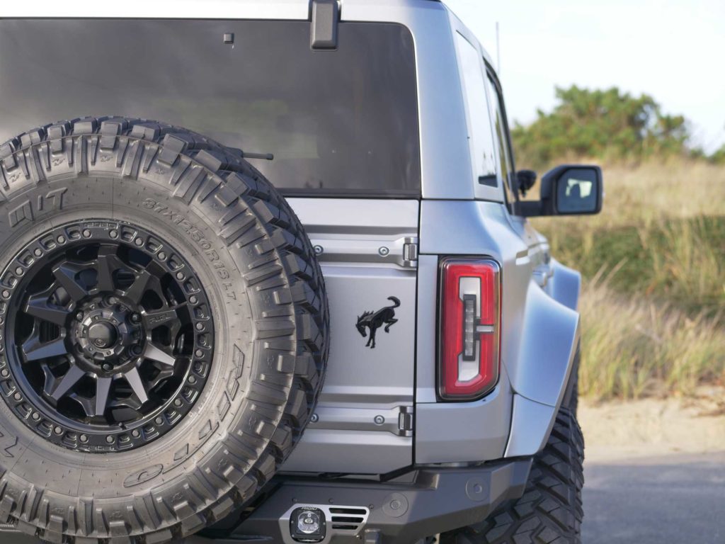 Matte-Silver-Bronco-35