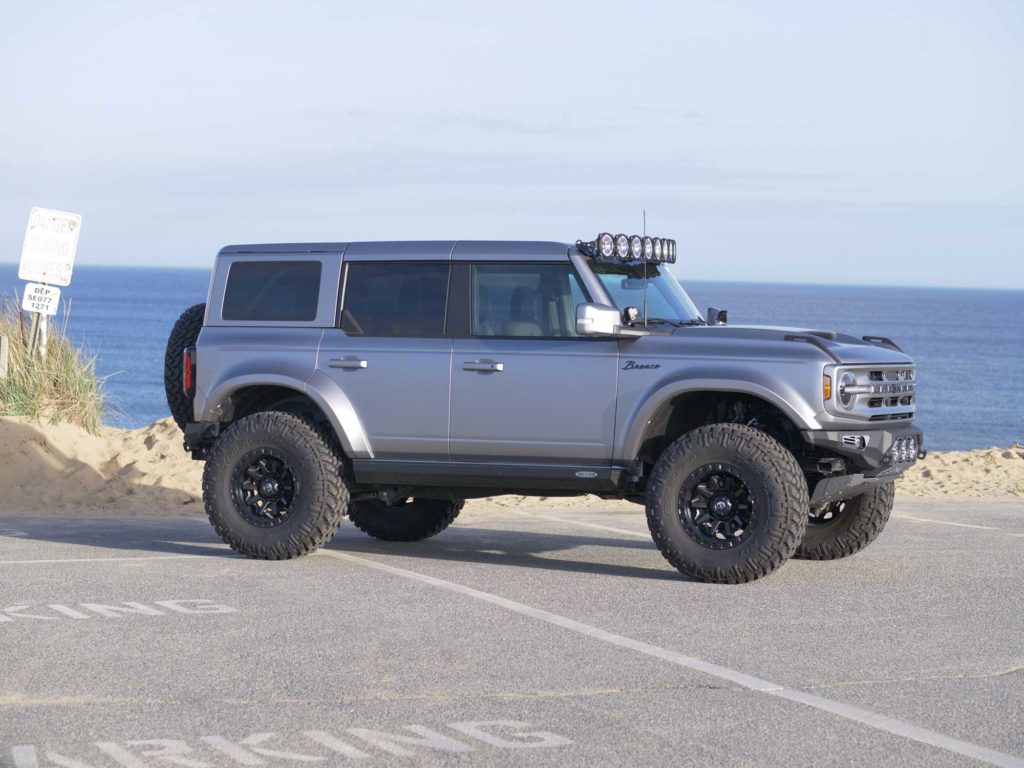 Matte Silver Bronco 40