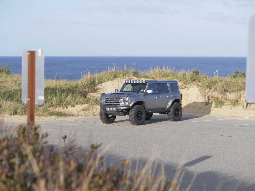 Matte Silver Bronco 42