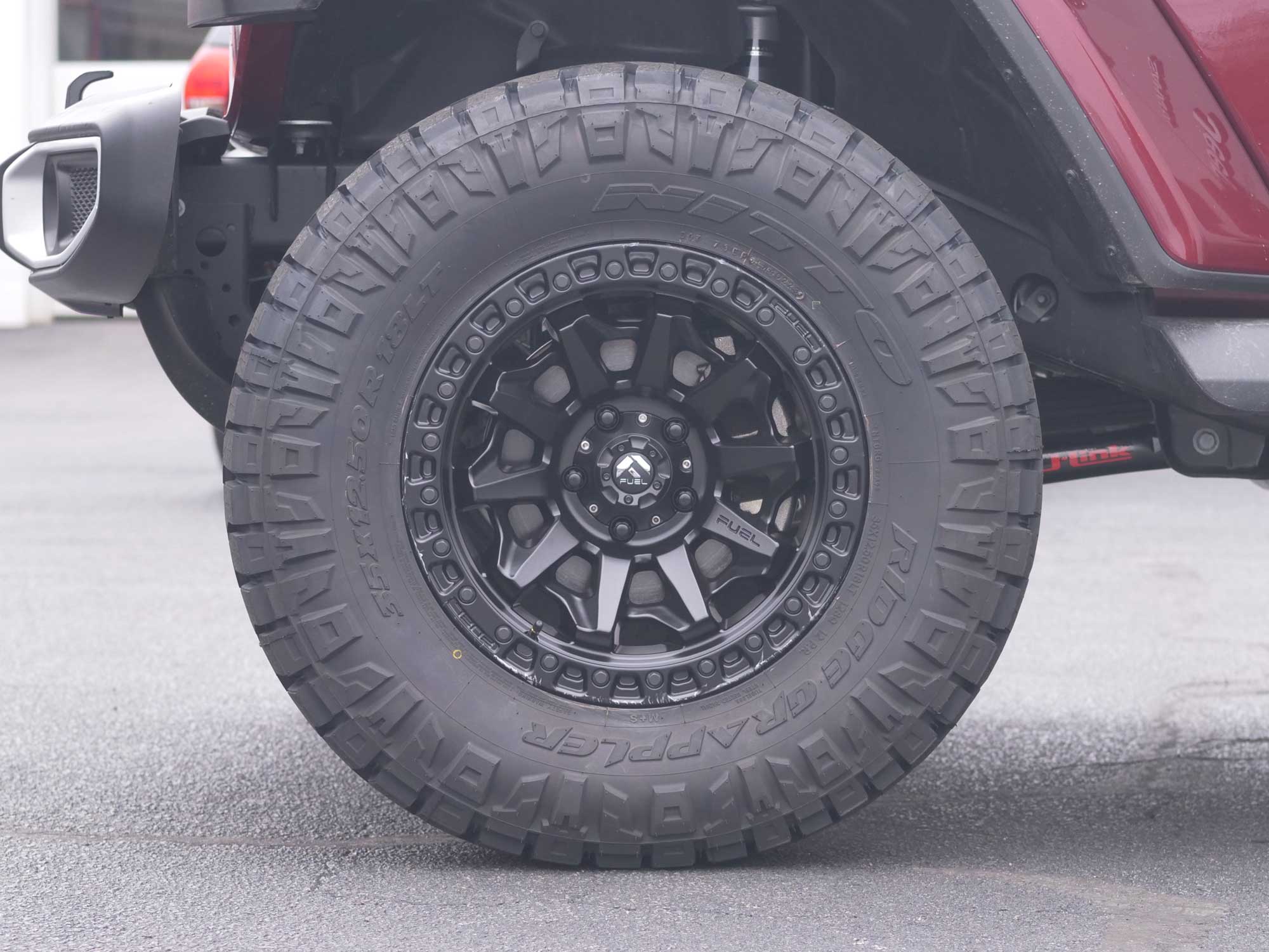 35" Nitto Ridge Grappler & 18" Fuel Offroad Covert