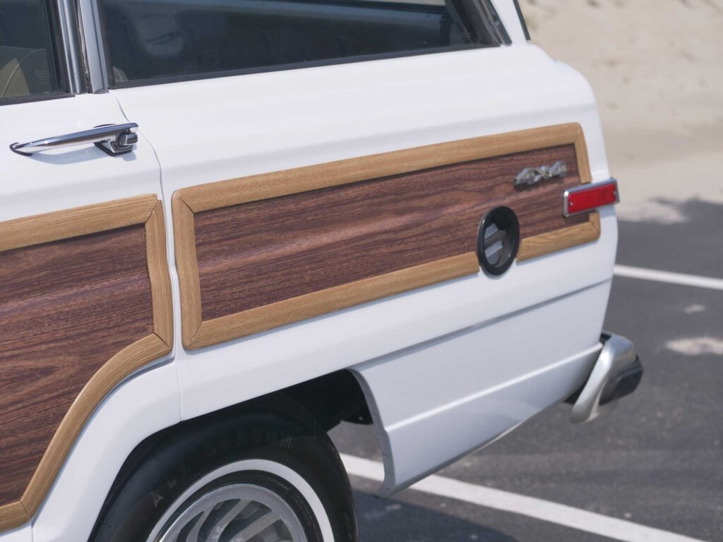 1990 Jeep Grand Wagoneer