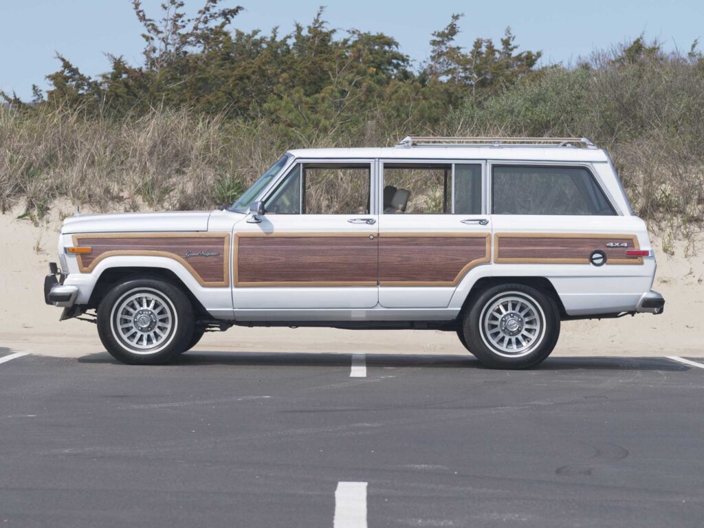 1990 Jeep Grand Wagoneer