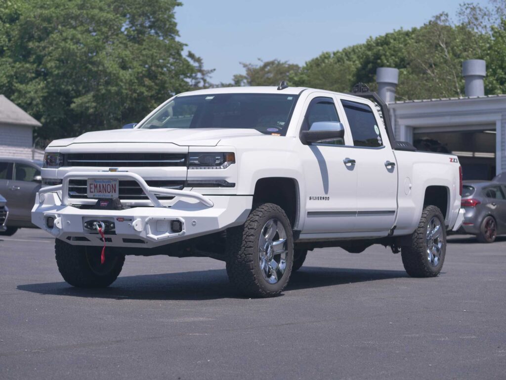 2018 Chevy Silverado w/ Painted Bumpers