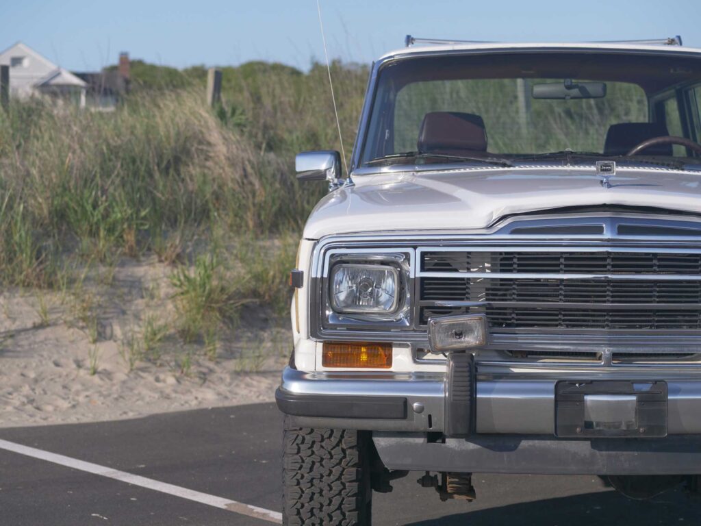 1989 Jeep Grand Wagoneer