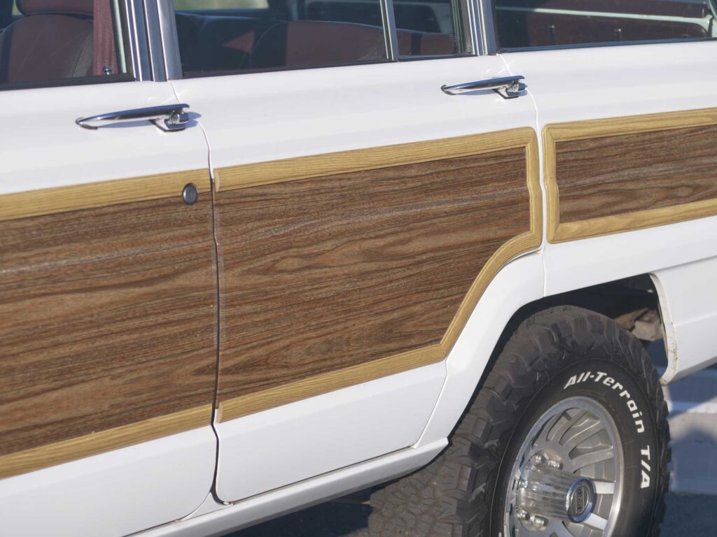 1989 Jeep Grand Wagoneer