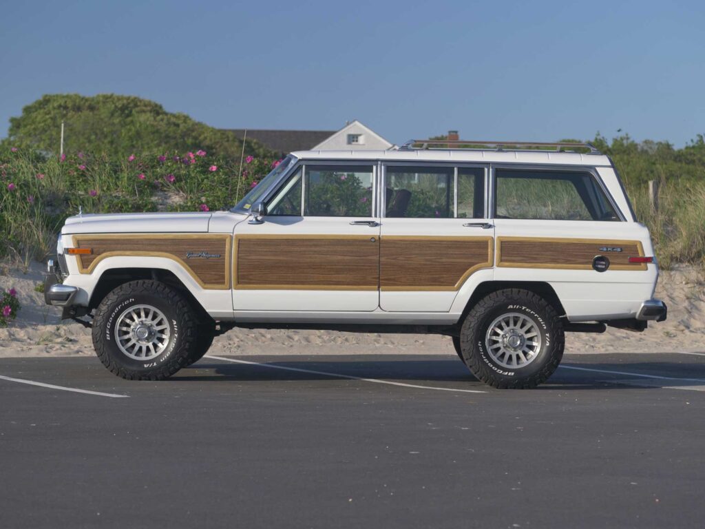 1989 Jeep Grand Wagoneer