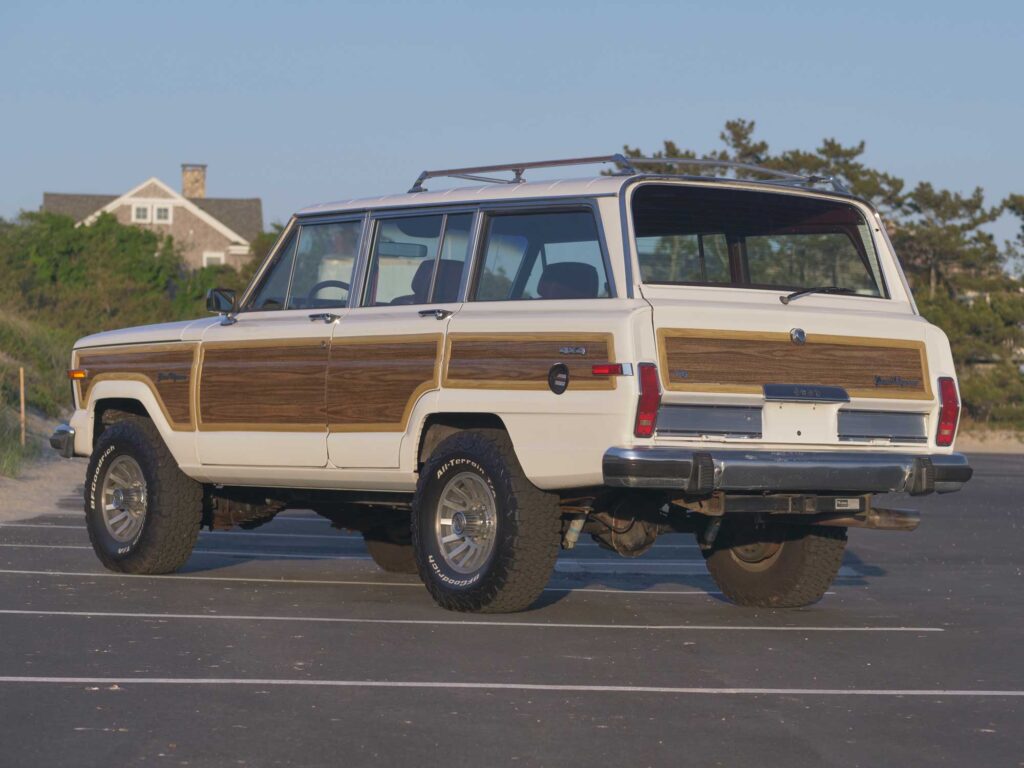 1989 Jeep Grand Wagoneer