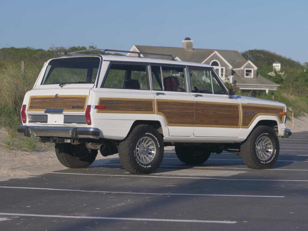 1989 Jeep Grand Wagoneer