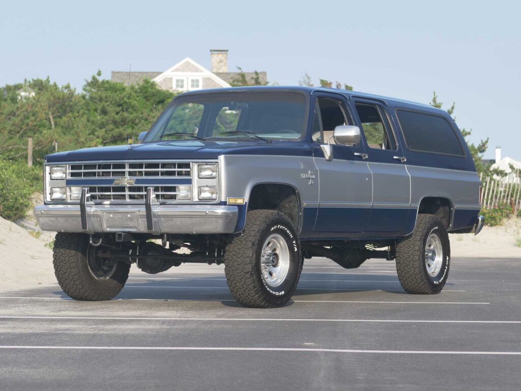 1988 Chevrolet Suburban V20 Silverado