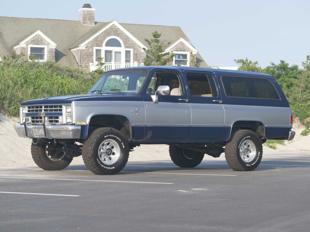 1988 Chevrolet Suburban V20 Silverado