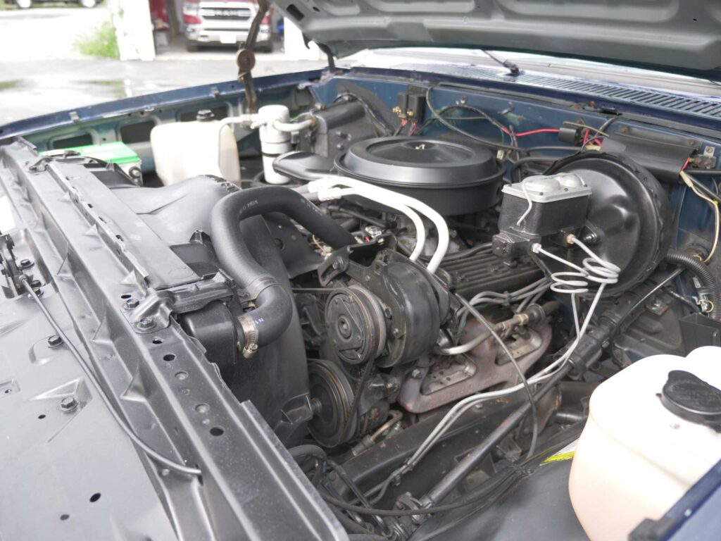 1988 Chevrolet Suburban V20 Silverado